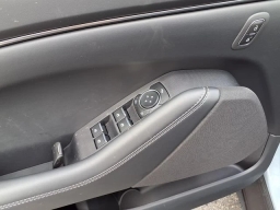 Ford Mustang Mach-E Select RWD 2026