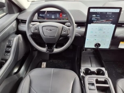 Ford Mustang Mach-E Select RWD 2026