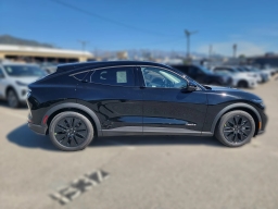 Ford Mustang Mach-E Select RWD 2026