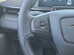 Ford Mustang Mach-E Select RWD 2026