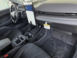 Ford Mustang Mach-E Select AWD 2025