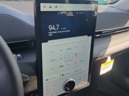 Ford Mustang Mach-E Select AWD 2025