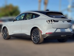 Ford Mustang Mach-E Premium RWD 2026