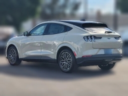 Ford Mustang Mach-E Premium RWD 2026