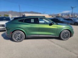 Ford Mustang Mach-E Premium RWD 2025