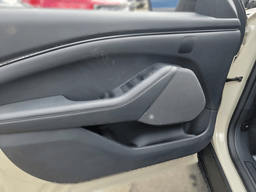 Ford Mustang Mach-E Premium RWD 2025