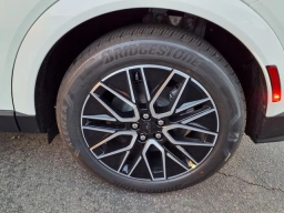 Ford Mustang Mach-E Premium RWD 2026