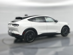 Ford Mustang Mach-E Premium RWD 2026