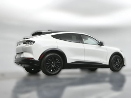 Ford Mustang Mach-E Premium RWD 2026