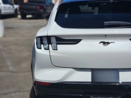 Ford Mustang Mach-E Premium RWD 2025