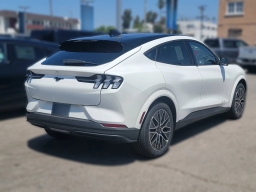 Ford Mustang Mach-E Premium RWD 2025