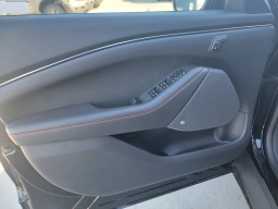 Ford Mustang Mach-E Premium RWD 2025