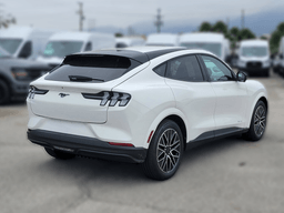 Ford Mustang Mach-E Premium RWD 2025