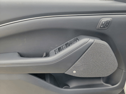 Ford Mustang Mach-E Premium RWD 2025