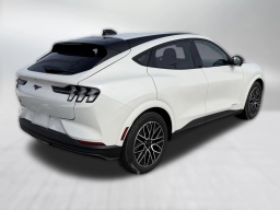 Ford Mustang Mach-E Premium AWD 2025