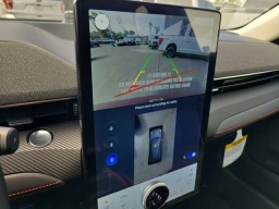 Ford Mustang Mach-E Premium AWD 2025