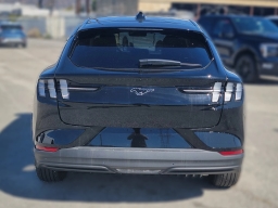 Ford Mustang Mach-E Premium AWD 2025