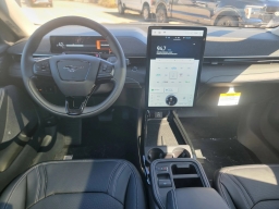 Ford Mustang Mach-E Premium AWD 2025