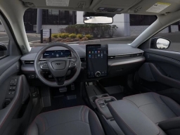 Ford Mustang Mach-E Premium AWD 2025