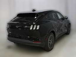 Ford Mustang Mach-E Premium AWD 2026