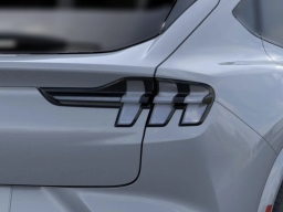 Ford Mustang Mach-E GT AWD 2025