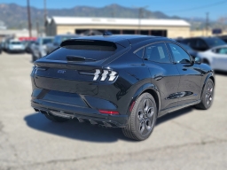 Ford Mustang Mach-E GT AWD 2026