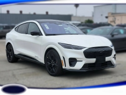 Ford Mustang Mach-E GT AWD 2025
