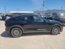 Ford Mustang Mach-E GT AWD 2025