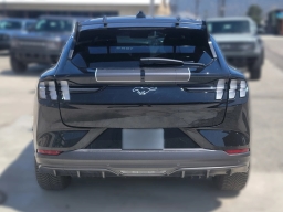 Ford Mustang Mach-E GT AWD 2025