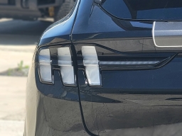 Ford Mustang Mach-E GT AWD 2025