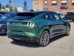 Ford Mustang Mach-E GT AWD 2025