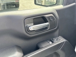 Chevrolet Silverado 1500 Work Truck 4WD Reg Cab 140" 2026