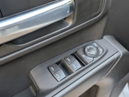 Chevrolet Silverado 1500 Custom 2WD Crew Cab 147" 2026