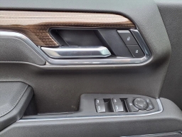 Chevrolet Silverado 1500 RST 2WD Crew Cab 147" 2026