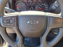 Chevrolet Silverado 1500 Custom Trail Boss 4WD Crew Cab 157" 2026