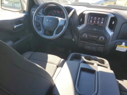 Chevrolet Silverado 1500 Custom Trail Boss 4WD Crew Cab 147" 2026