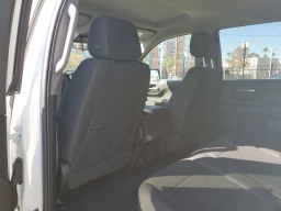 Chevrolet Silverado 1500 Custom Trail Boss 4WD Crew Cab 147" 2026