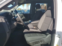 Chevrolet Silverado 1500 Custom Trail Boss 4WD Crew Cab 147" 2026