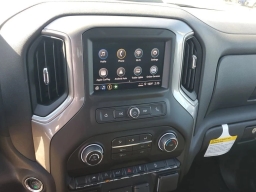 Chevrolet Silverado 1500 Custom Trail Boss 4WD Crew Cab 147" 2026