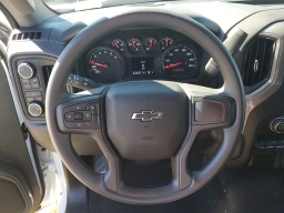 Chevrolet Silverado 1500 Custom Trail Boss 4WD Crew Cab 147" 2026