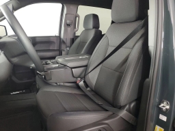 Chevrolet Silverado 1500 Custom Trail Boss 4WD Crew Cab 147" 2026