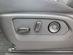 Chevrolet Silverado 1500 Custom Trail Boss 4WD Crew Cab 147" 2026