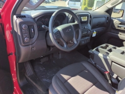 Chevrolet Silverado 1500 Custom Trail Boss 4WD Crew Cab 157" 2026