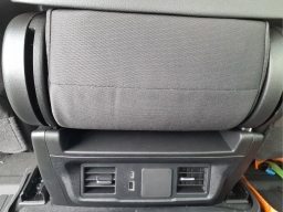 Chevrolet Silverado 1500 Custom Trail Boss 4WD Crew Cab 157" 2026