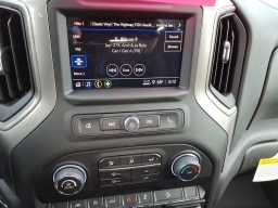 Chevrolet Silverado 1500 Custom Trail Boss 4WD Crew Cab 157" 2026