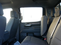 Chevrolet Silverado 1500 LT 4WD Crew Cab 157" 2026