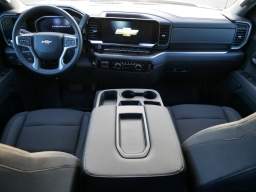 Chevrolet Silverado 1500 LT 4WD Crew Cab 157" 2026