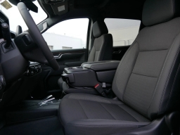 Chevrolet Silverado 1500 LT 4WD Crew Cab 157" 2026