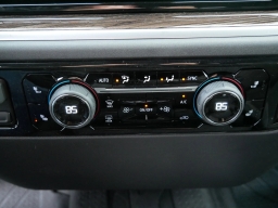 Chevrolet Silverado 1500 LT 4WD Crew Cab 157" 2026