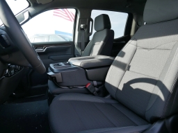 Chevrolet Silverado 1500 LT 4WD Crew Cab 157" 2026